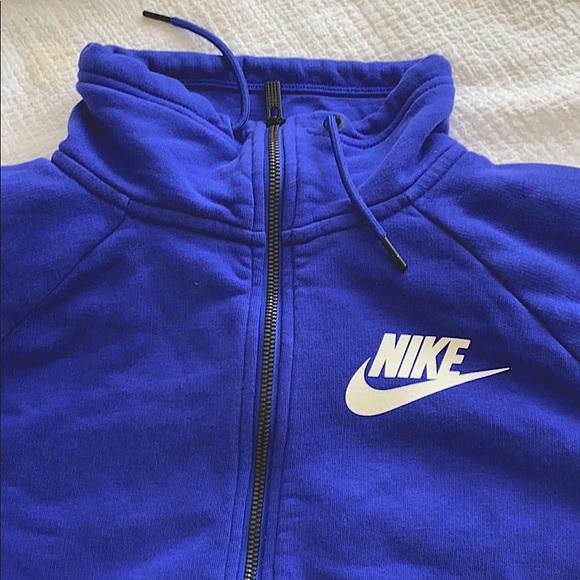 Nike Sweaters - Nike Half Zip sweatshirt